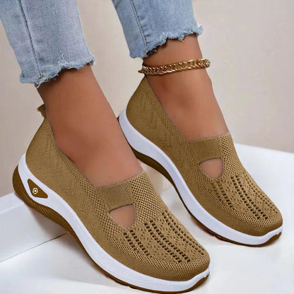 Breathable orthopedic slip-on shoes with arch support for women | Eliana