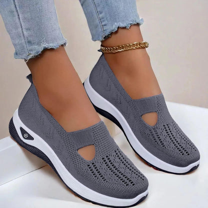 Breathable orthopedic slip-on shoes with arch support for women | Eliana