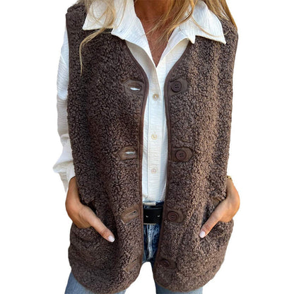 Short button down sleeveless autumn vest with pockets for women | Elowen
